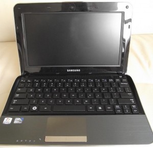 Laptop Samsung NF210